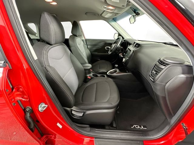 Used 2018 Kia Soul + FWD image 26