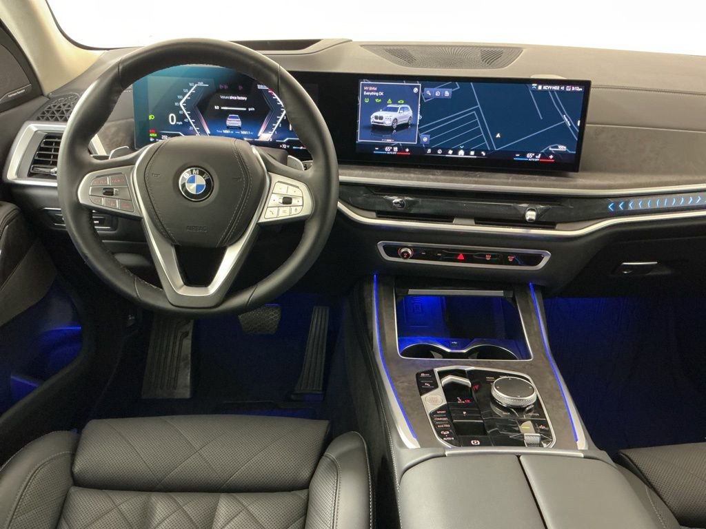 Certified 2025 BMW X7 xDrive40i AWD/4WD image 9