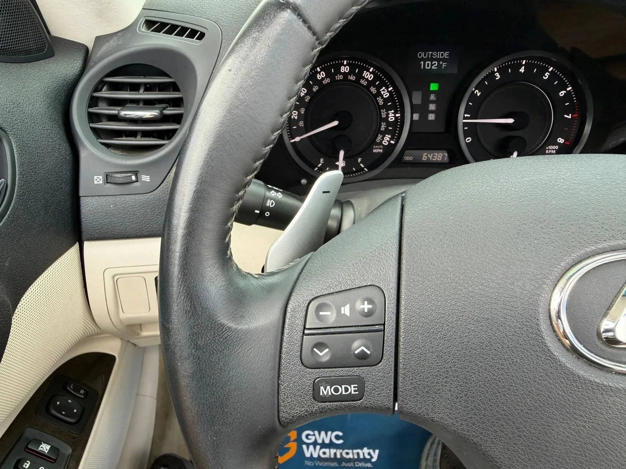 Used 2010 Lexus IS 250C RWD image 28