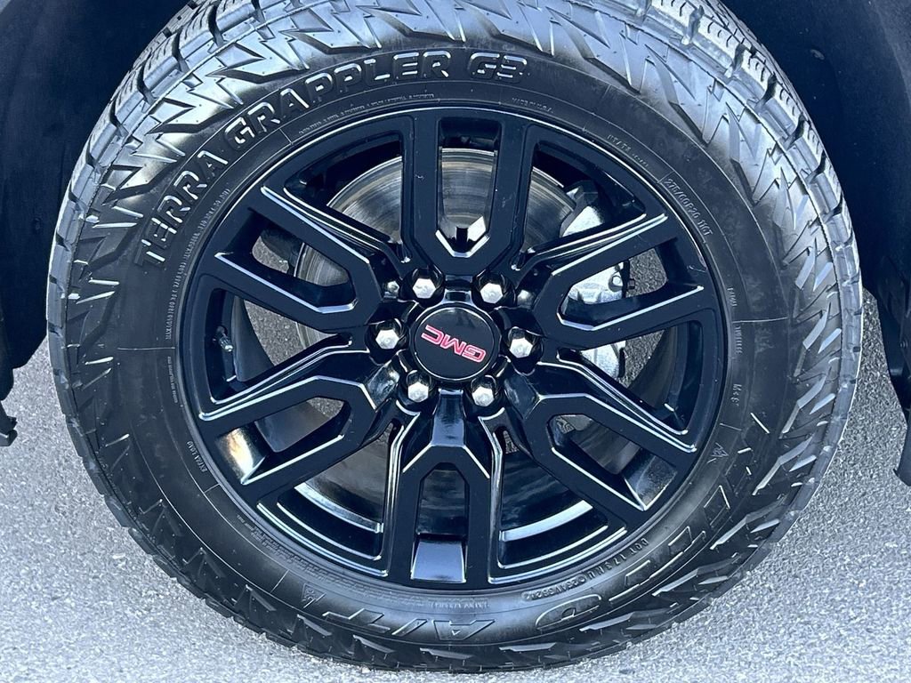 Used 2020 GMC Sierra 1500 Elevation w/ Elevation Value Package image 31