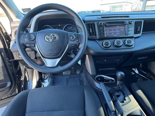 Used 2018 Toyota RAV4 LE w/ All Weather Liner Package image 15