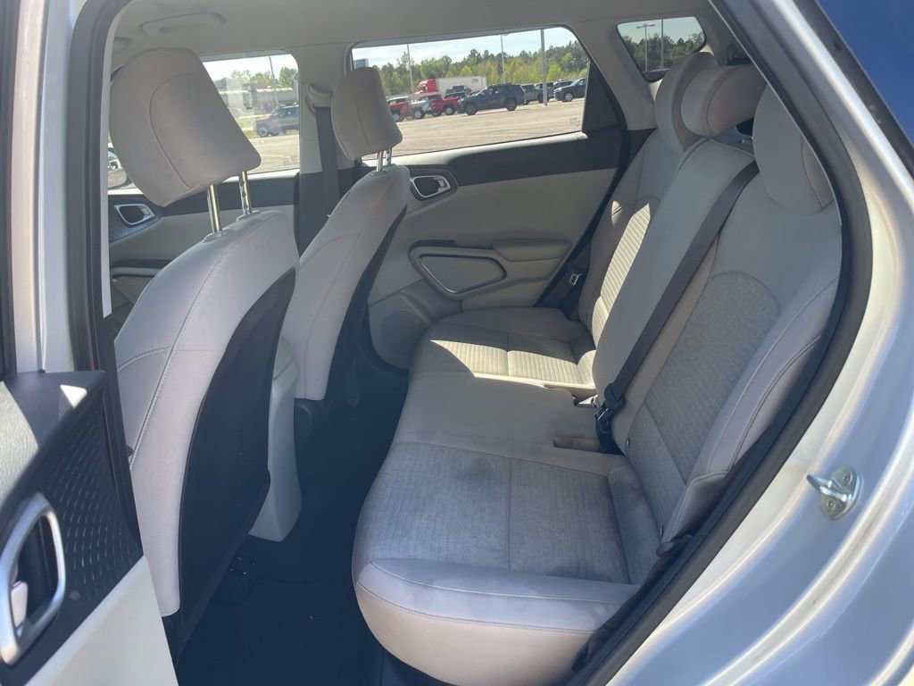 Used 2021 Kia Soul S image 12