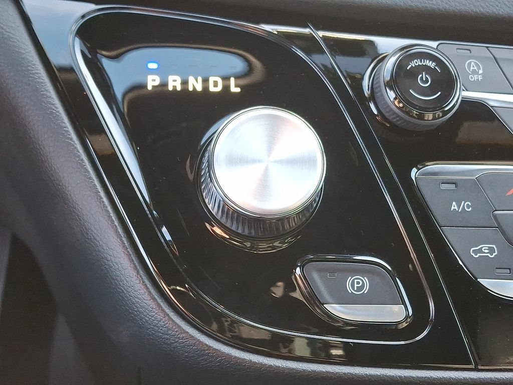 New 2026 Chrysler Voyager LX FWD image 11