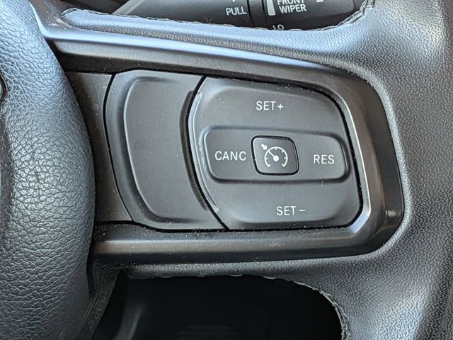 Used 2023 Jeep Gladiator Sport image 22