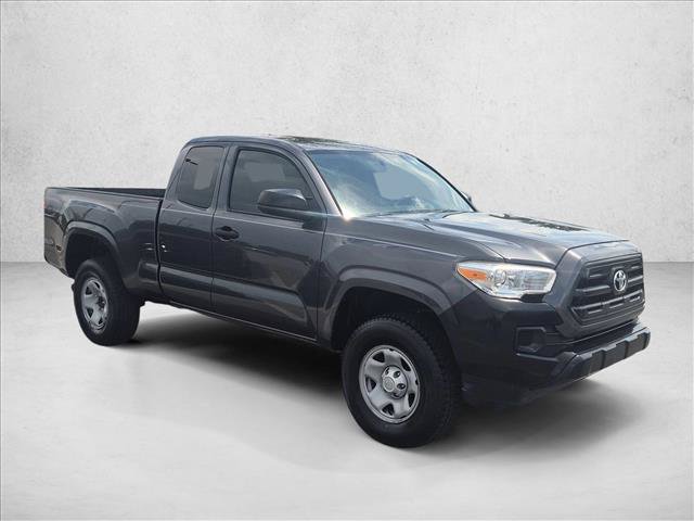 Used 2017 Toyota Tacoma SR RWD image 4