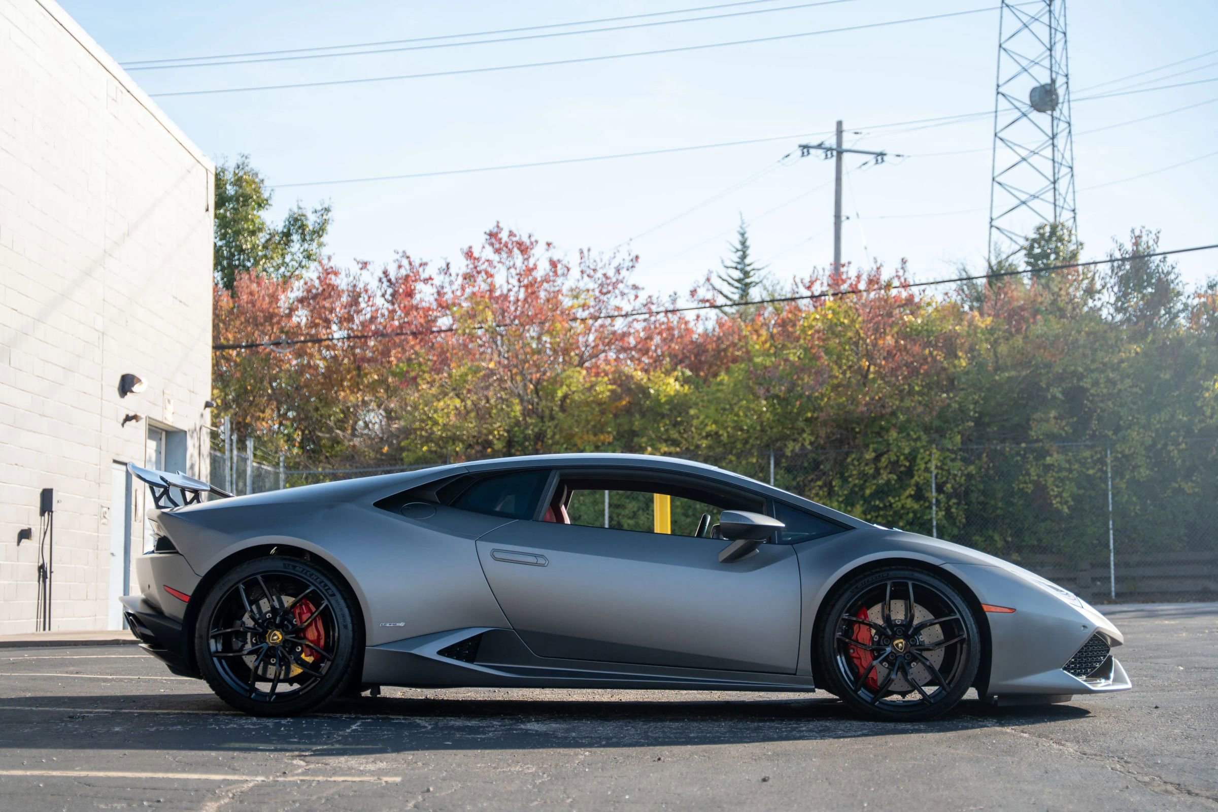Used 2015 Lamborghini Huracan LP 610-4 image 4