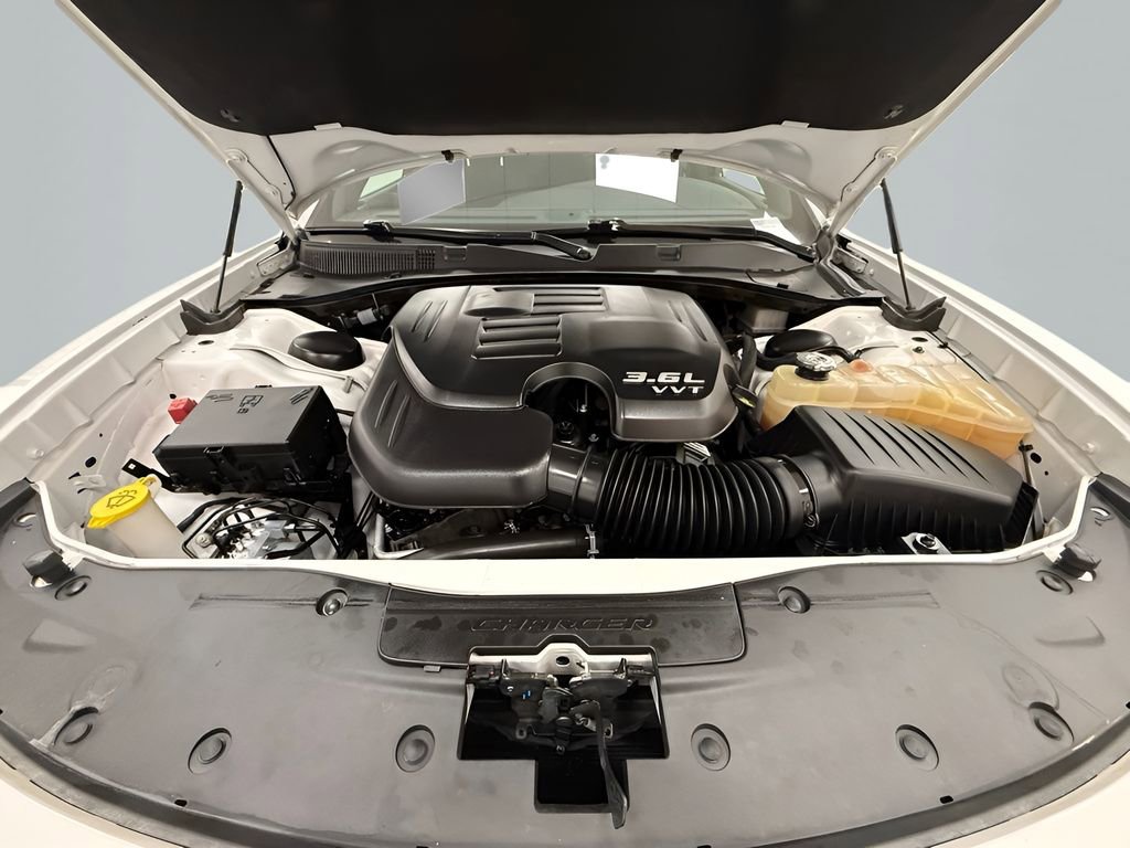 Used 2022 Dodge Charger SXT image 21