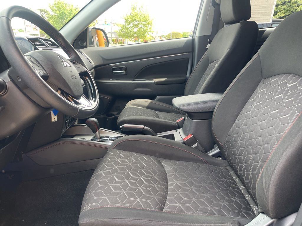 Used 2024 Mitsubishi Outlander Sport LE AWD/4WD image 14