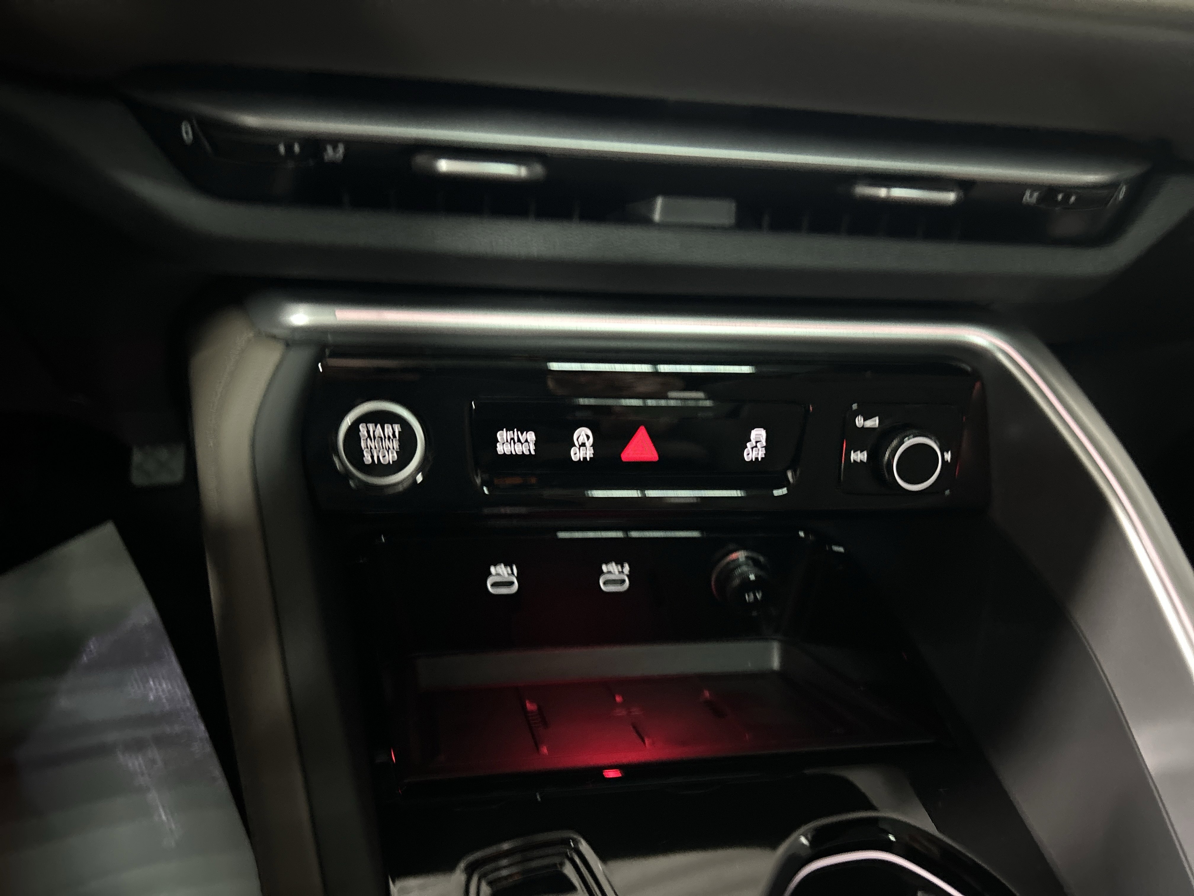 New 2025 Audi Q5 Premium Plus AWD/4WD image 24