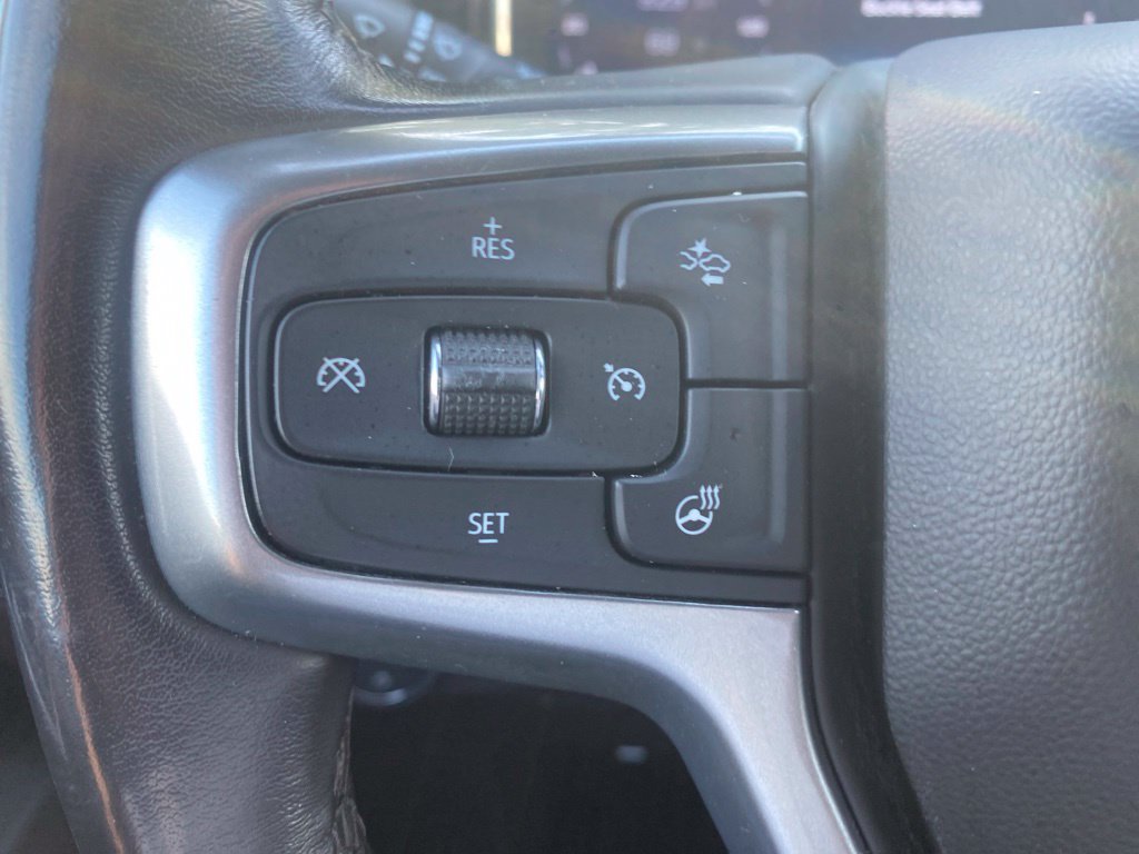 Used 2022 Chevrolet Silverado 1500 LT AWD/4WD image 10