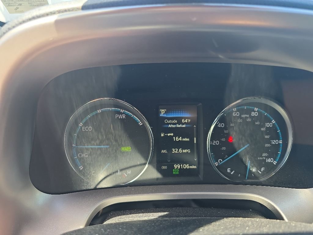 Used 2018 Toyota RAV4 LE AWD/4WD image 15