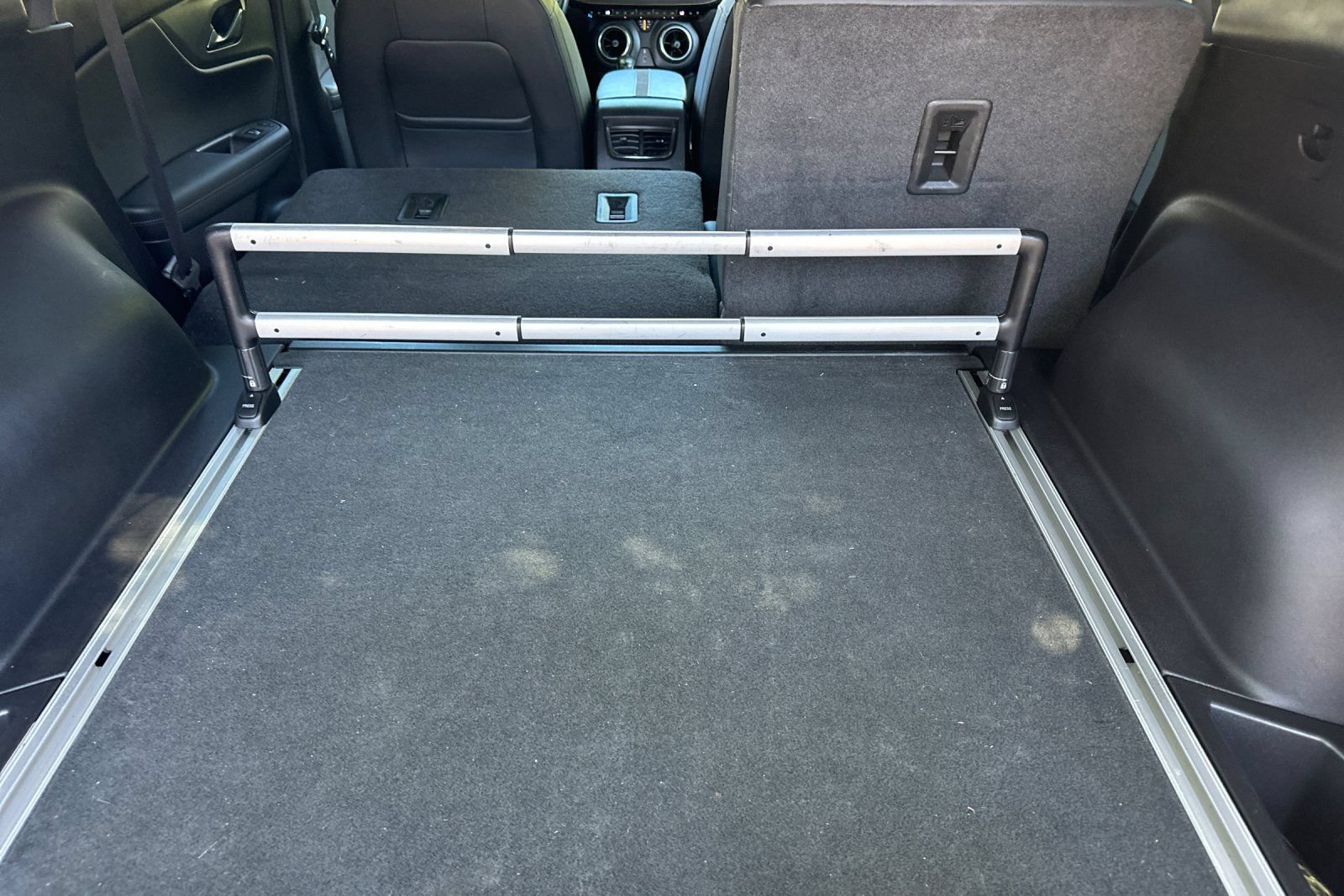 Used 2019 Chevrolet Blazer Premier w/ Sun and Wheels Package FWD image 12