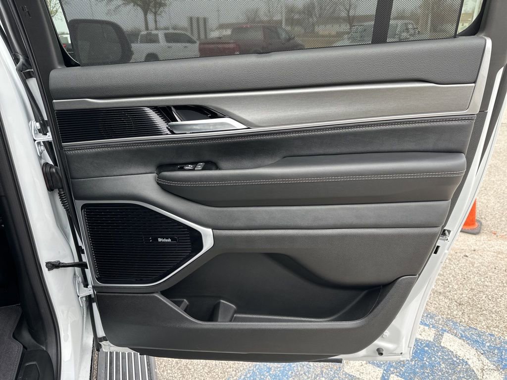 New 2026 Jeep Grand Wagoneer L Limited image 50