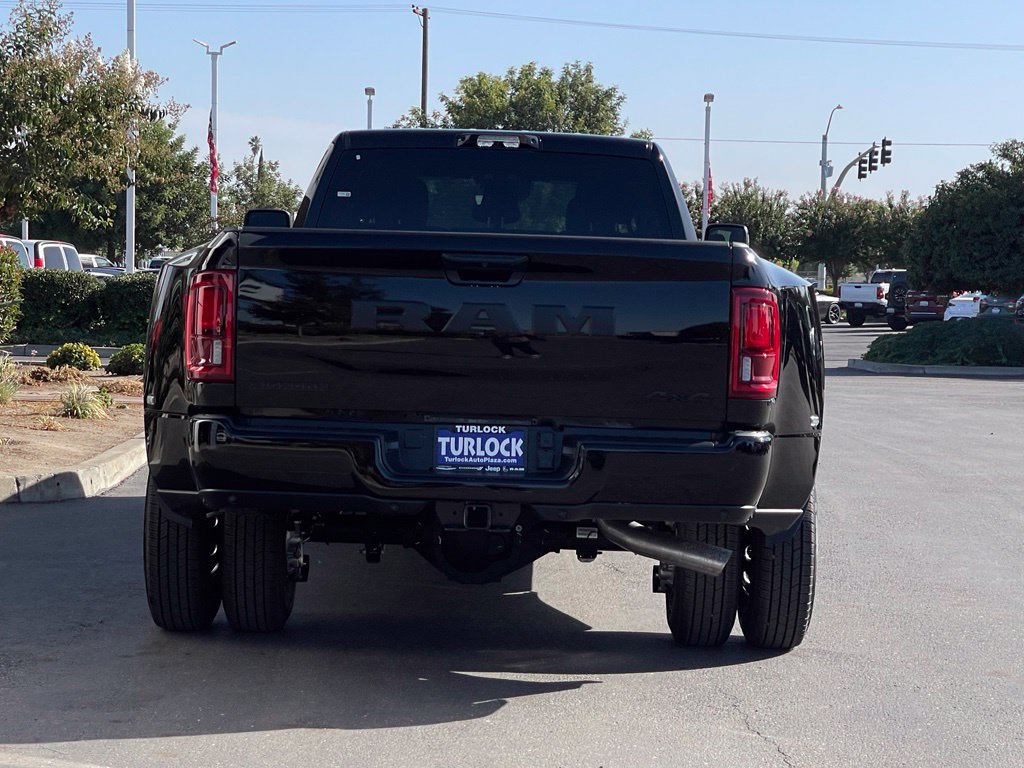 New 2027 RAM 3500 Big Horn AWD/4WD image 3