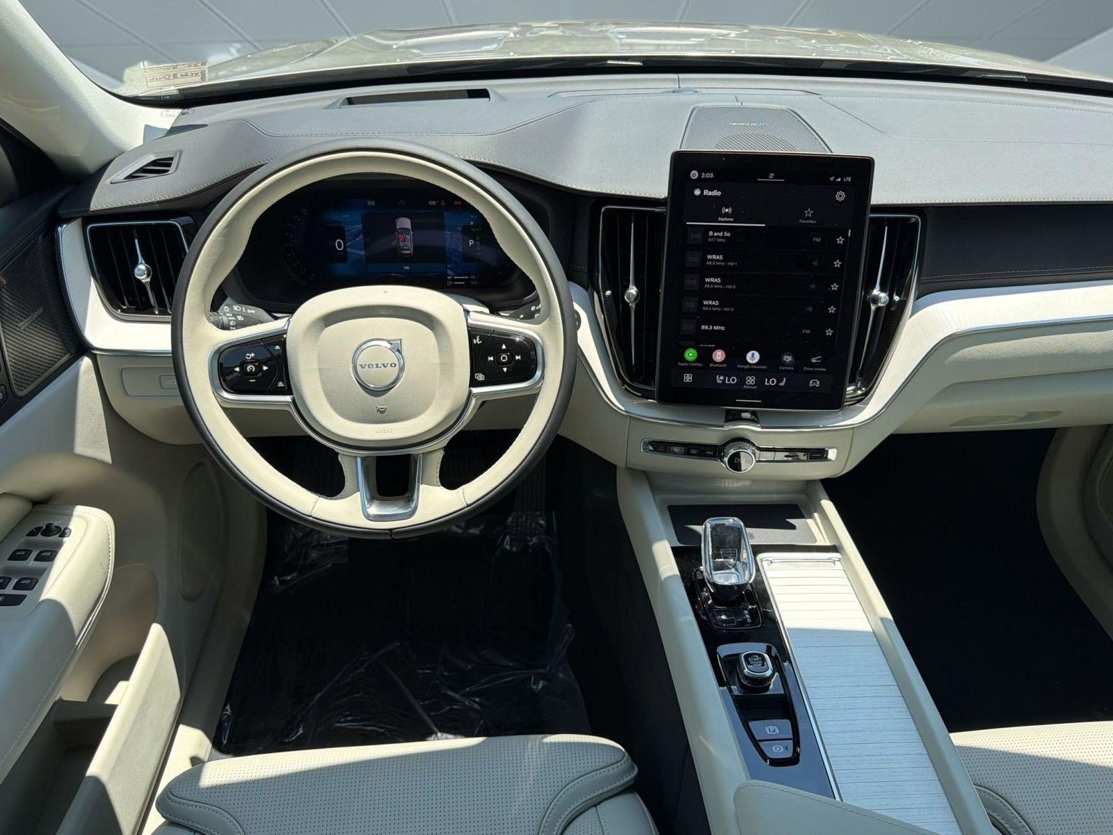 New 2026 Volvo XC60 T8 Ultra w/ Climate Package AWD/4WD image 27