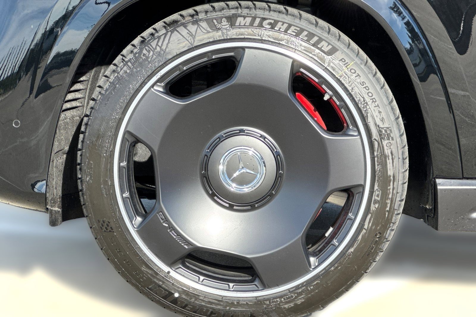 New 2026 Mercedes-Benz GLS 63 AMG 4MATIC image 12