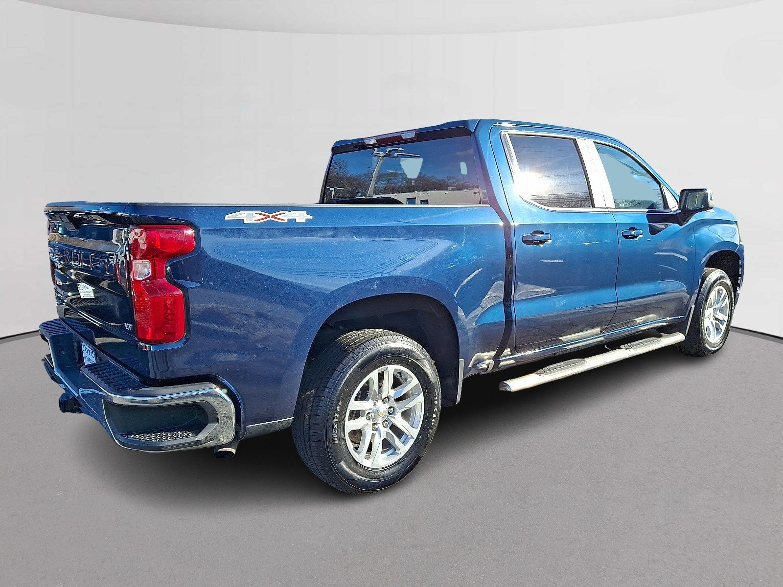 Used 2021 Chevrolet Silverado 1500 LT image 11