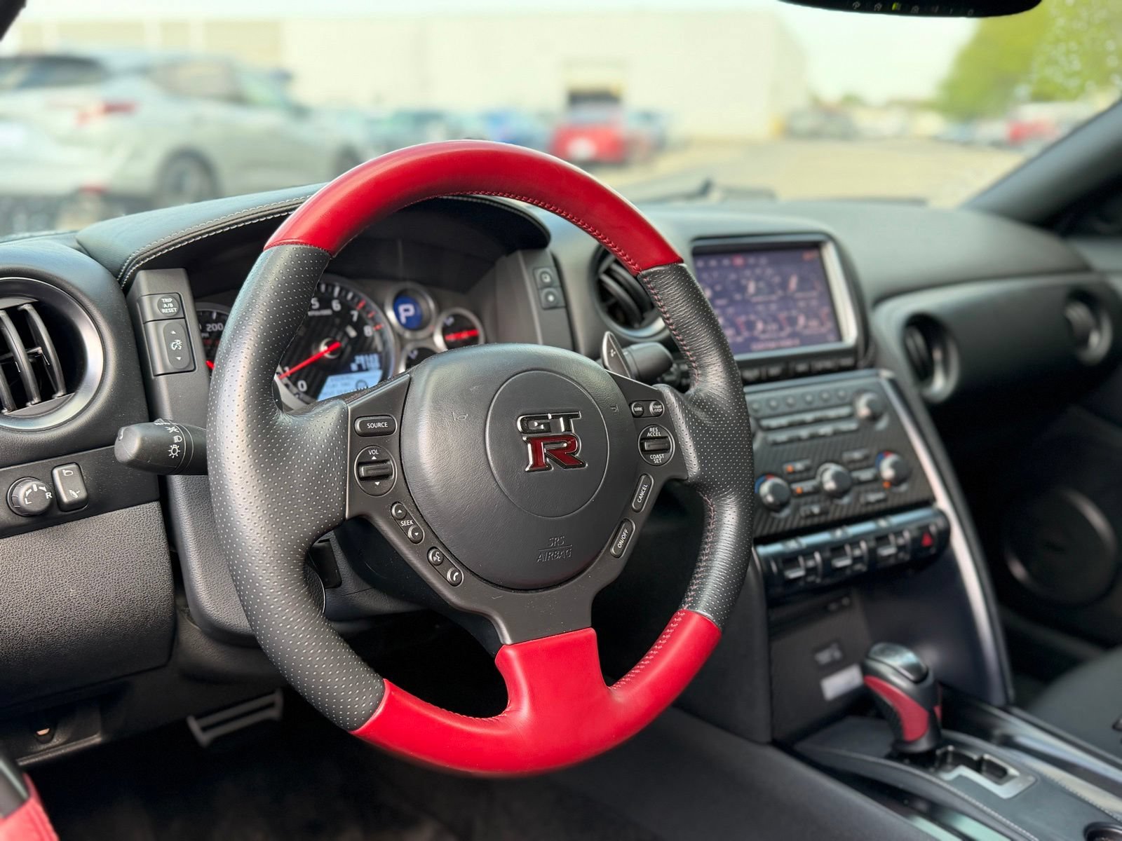Used 2015 Nissan GT-R Black Edition AWD/4WD image 22
