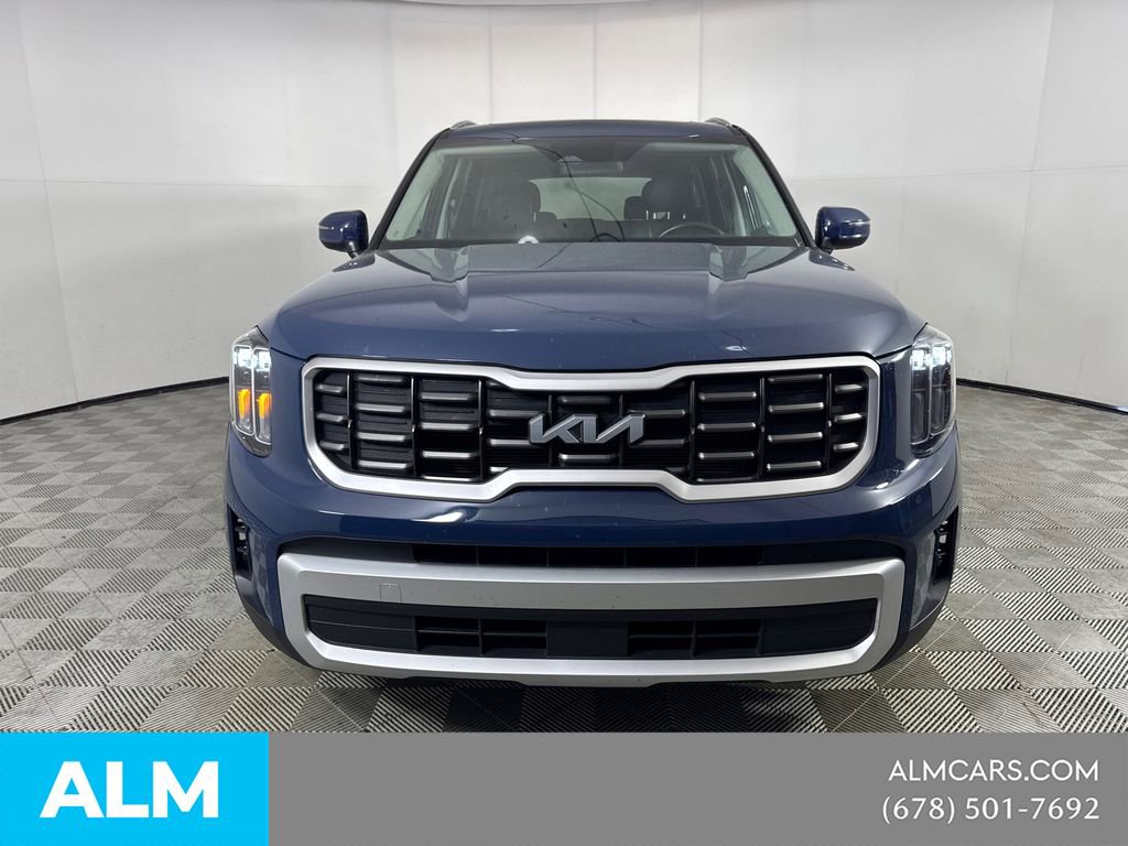 Used 2025 Kia Telluride S FWD image 3