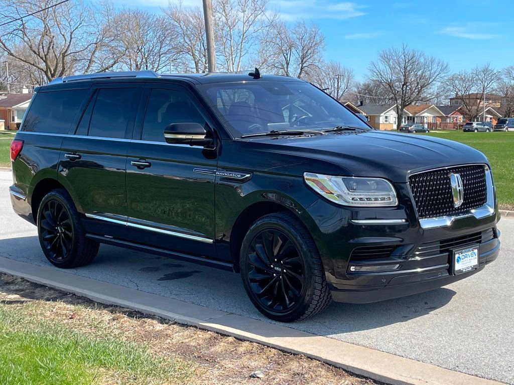 Used 2020 Lincoln Navigator Reserve image 10