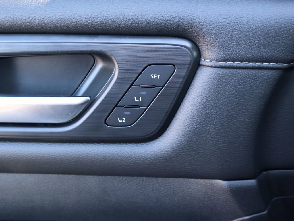 New 2025 Nissan Armada Platinum Reserve image 20