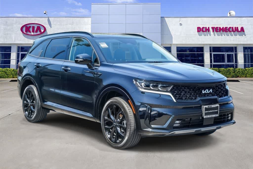 Certified 2023 Kia Sorento SX AWD/4WD image 3