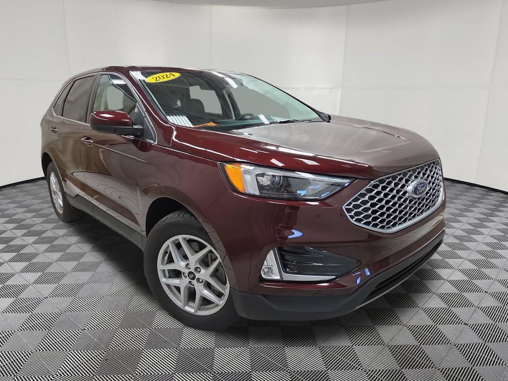 Used 2024 Ford Edge SEL w/ Convenience Package AWD/4WD image 3