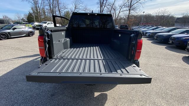Used 2025 Toyota Tacoma TRD Off-Road AWD/4WD image 31