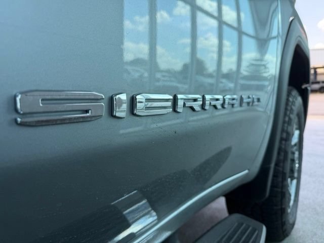 Used 2026 GMC Sierra 2500 SLT AWD/4WD image 8