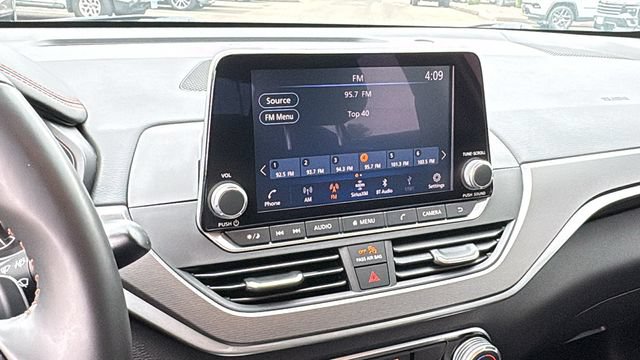 Certified 2025 Nissan Altima 2.5 SR AWD/4WD image 15