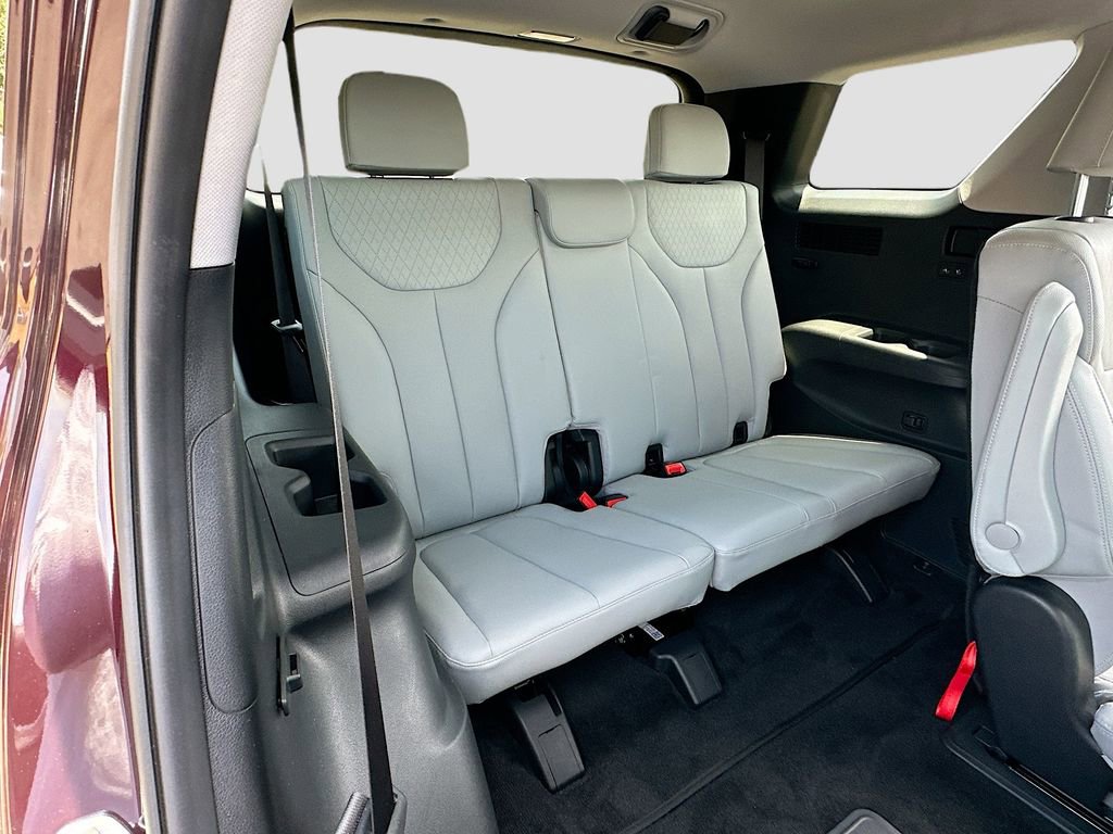 Used 2021 Hyundai Palisade SEL w/ Premium Package FWD image 28