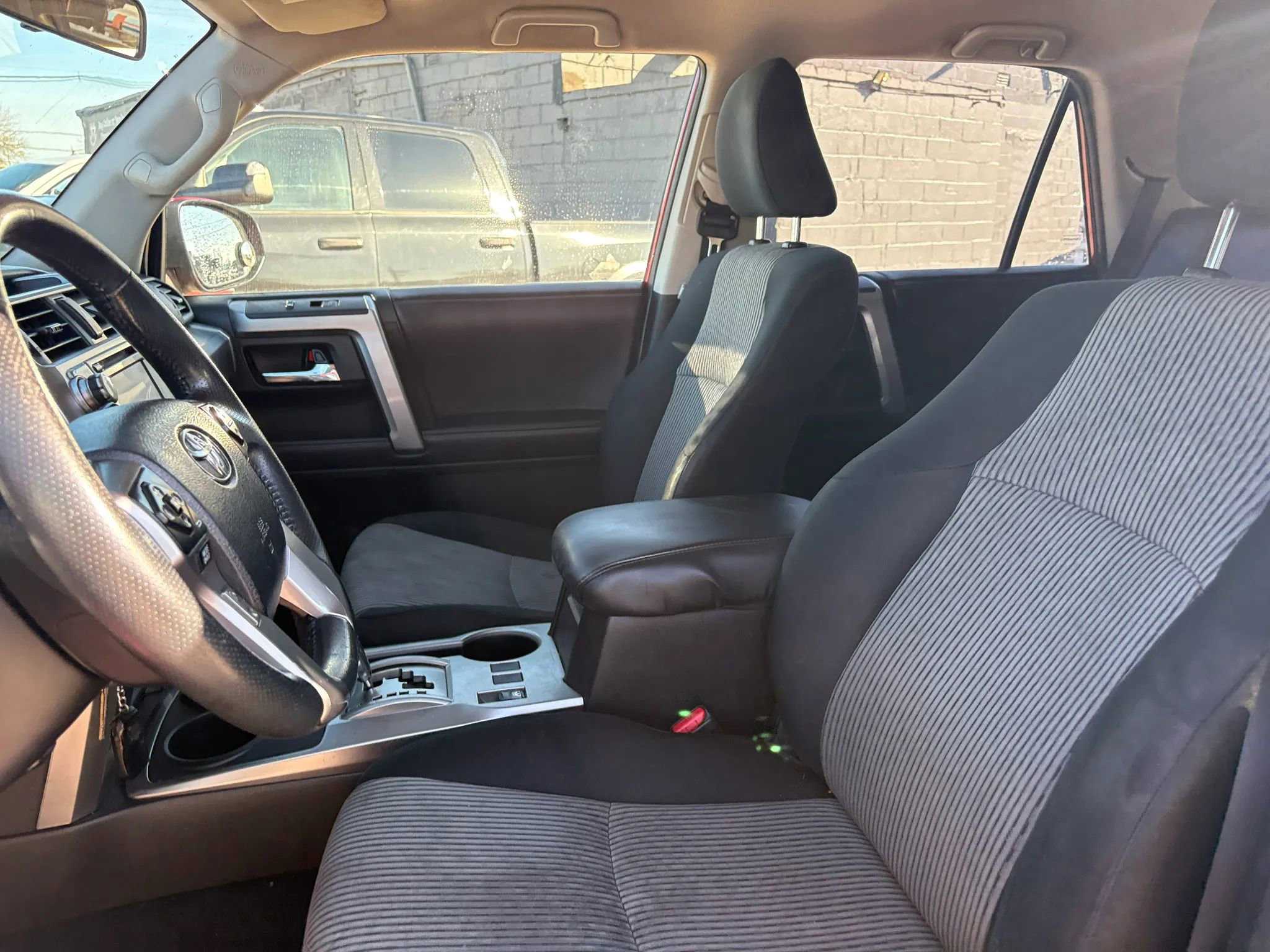 Used 2016 Toyota 4Runner SR5 image 11