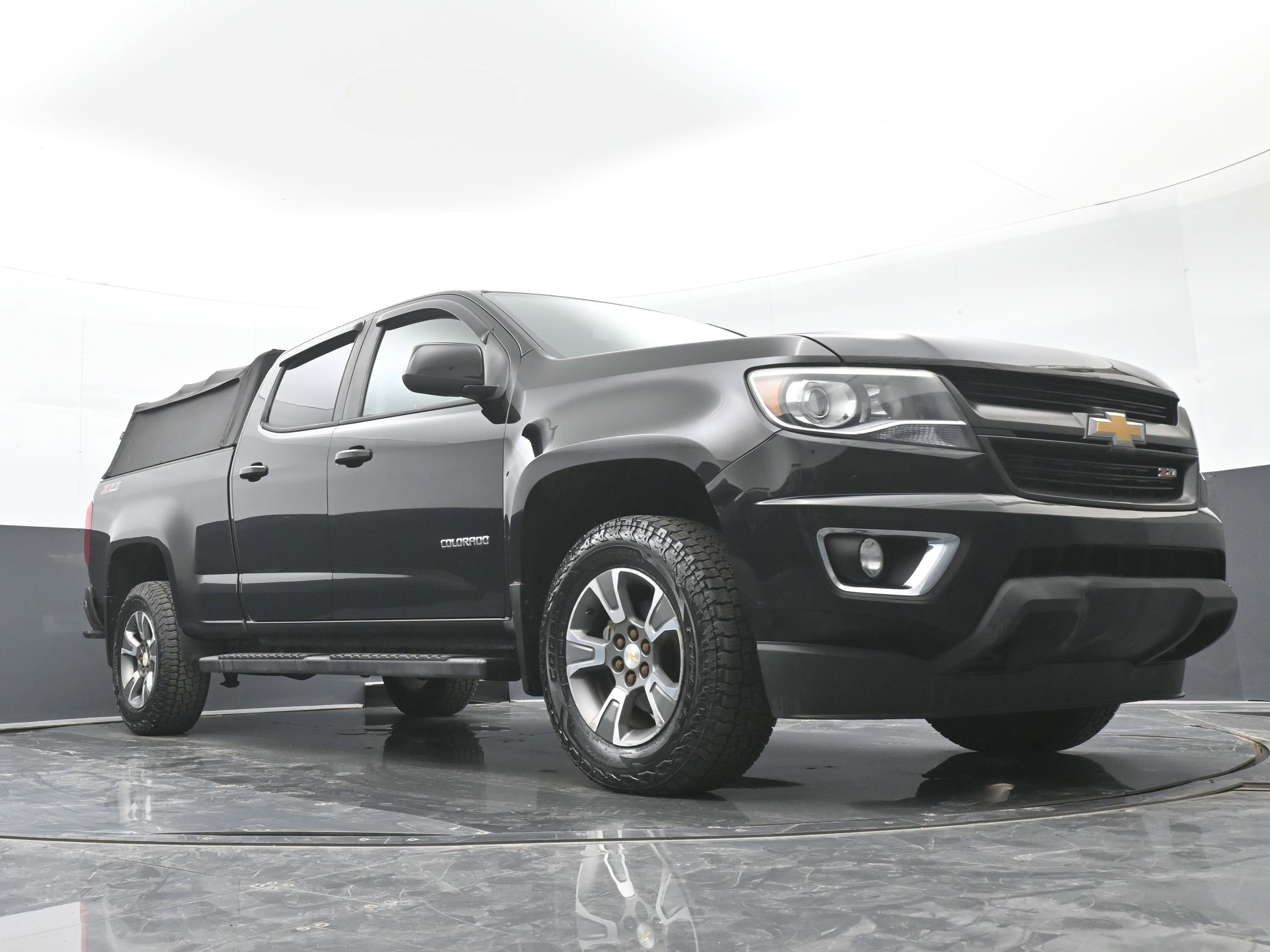 Used 2015 Chevrolet Colorado Z71 AWD/4WD image 36