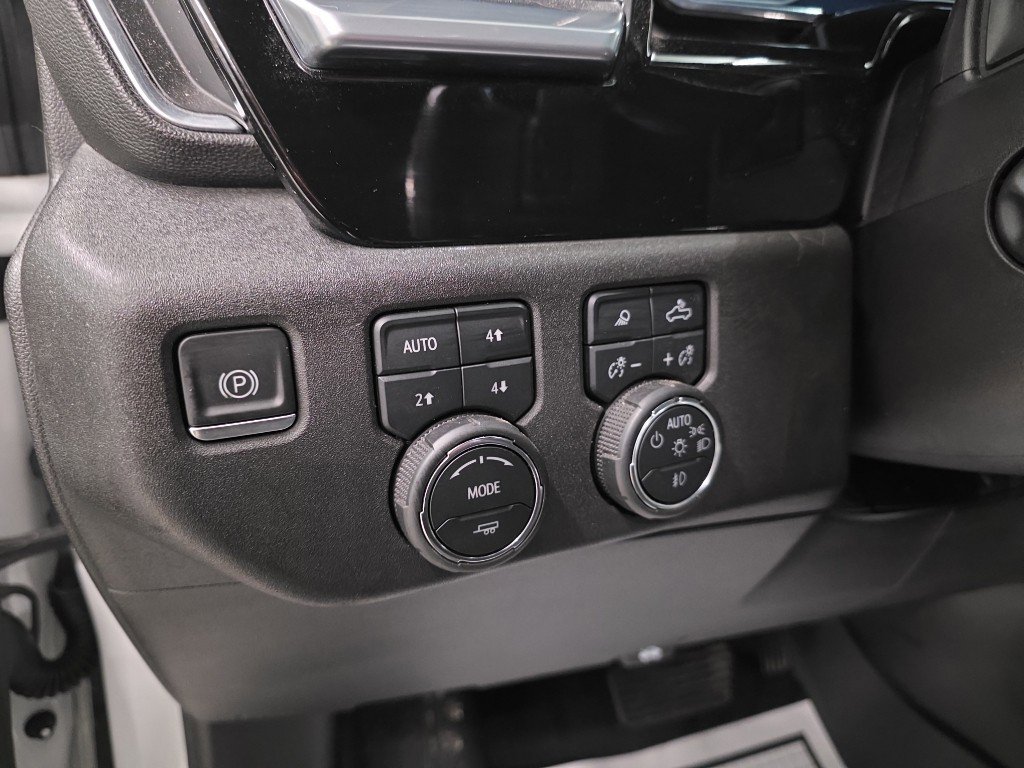 Used 2022 Chevrolet Silverado 1500 High Country w/ Z71 Off-Road Package image 21