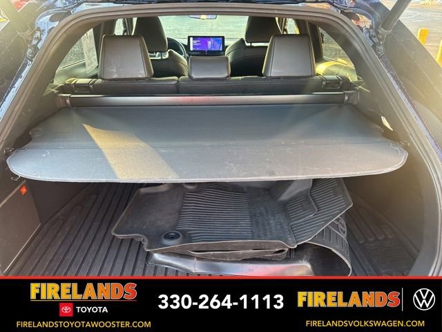 Used 2023 Toyota Venza Limited image 53