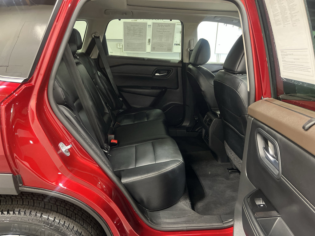 Used 2023 Nissan Rogue SL w/ SL Premium Package AWD/4WD image 28