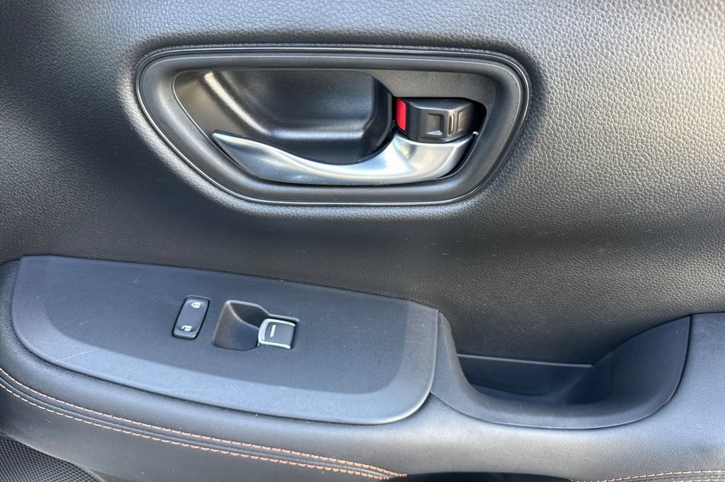 Certified 2025 Honda HR-V Sport image 22