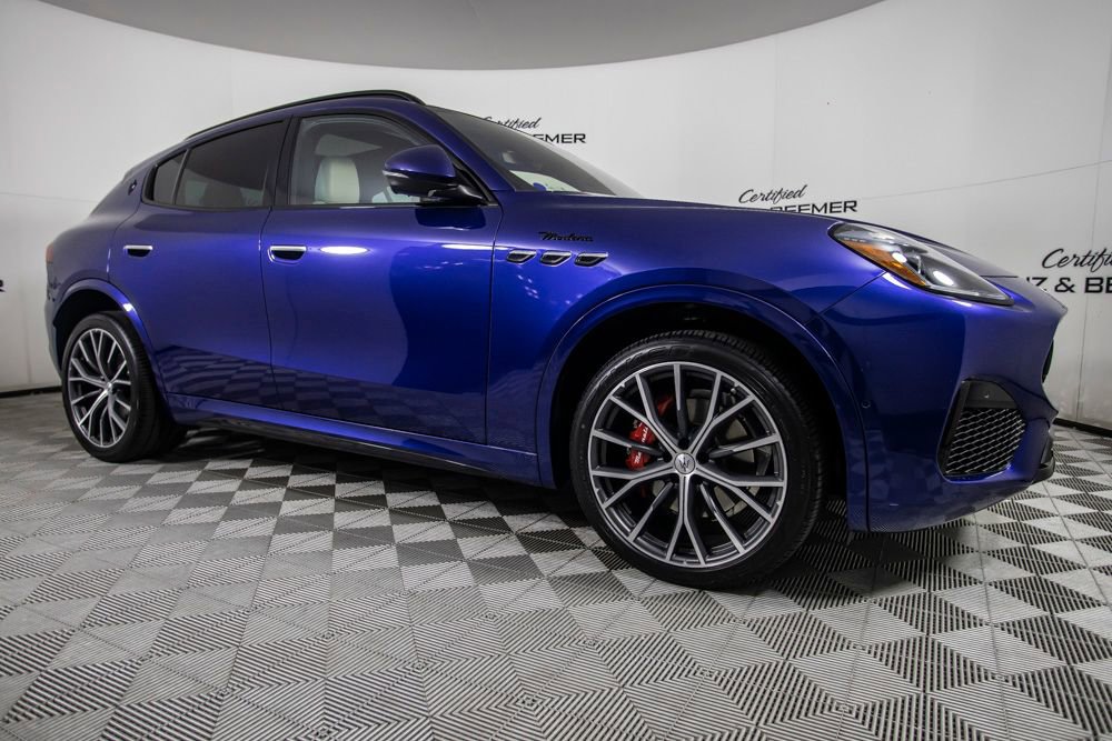 Used 2023 Maserati Grecale Modena image 3