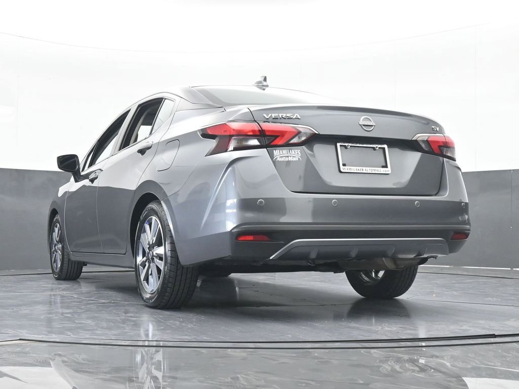 Used 2023 Nissan Versa SV image 56