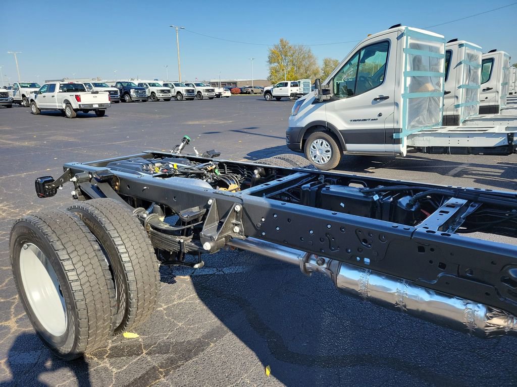 New 2026 Ford F550 4x4 Regular Cab Super Duty image 10