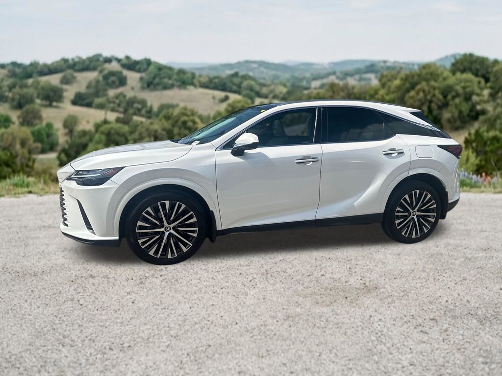 Used 2023 Lexus RX 350 Premium Plus w/ Cold Area Package FWD image 4