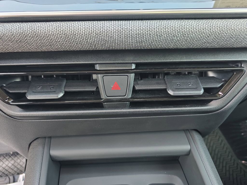 New 2026 Volkswagen Tiguan S FWD image 17