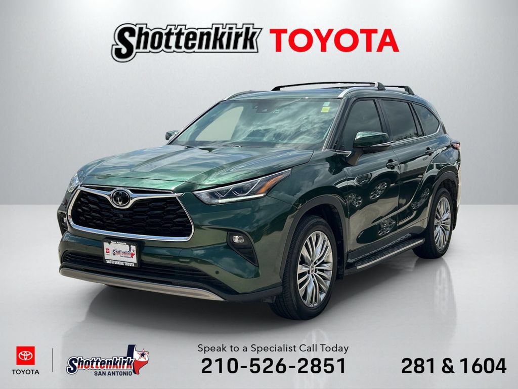 Used 2024 Toyota Highlander Platinum