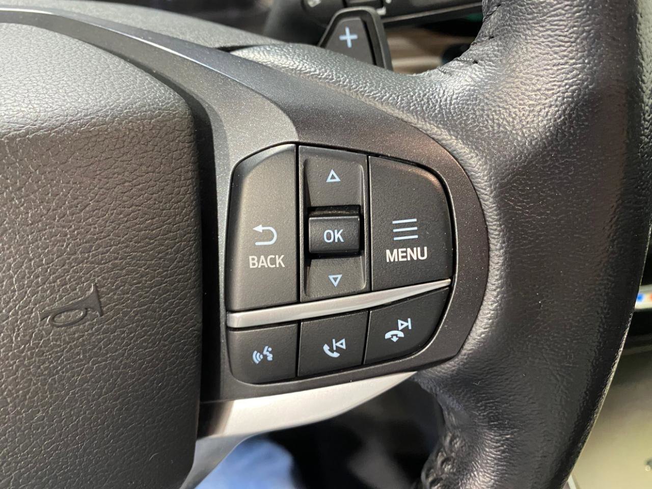 Used 2020 Ford Explorer Limited w/ Class III Trailer Tow Package image 17