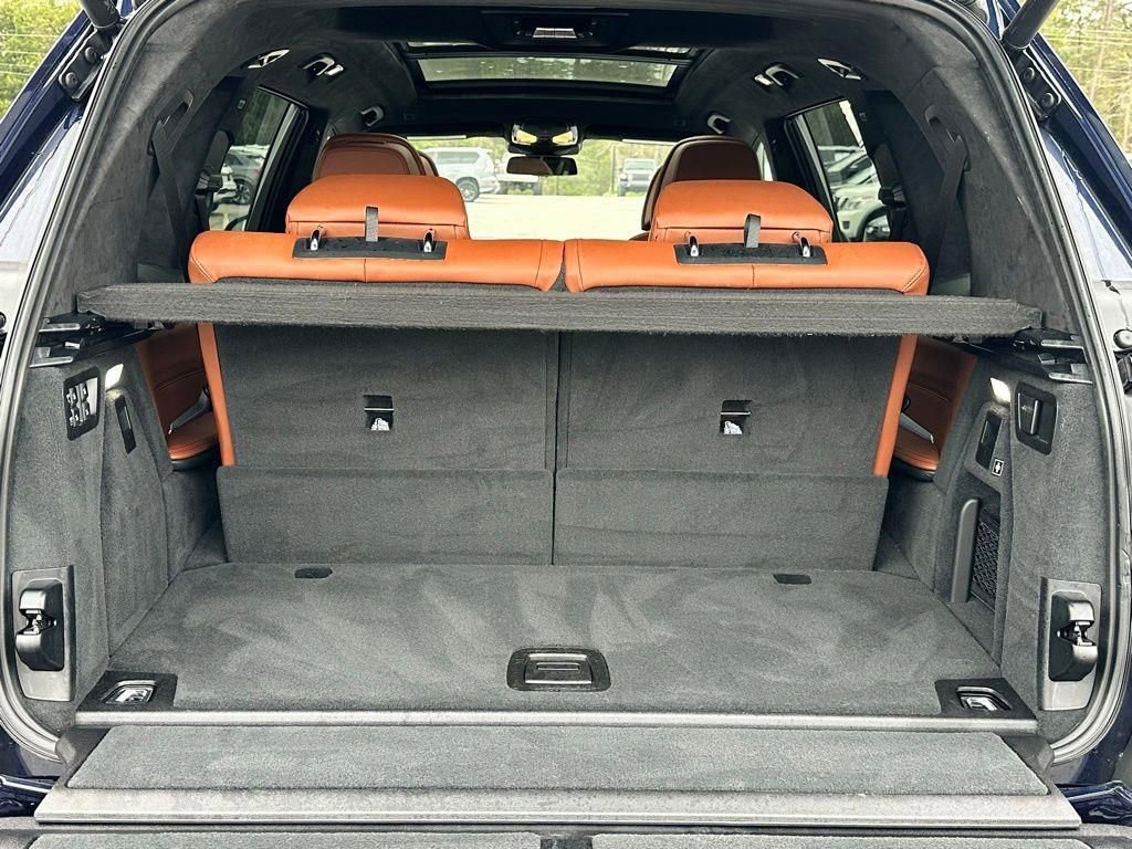 Used 2024 BMW X7 xDrive40i w/ Executive Package image 9