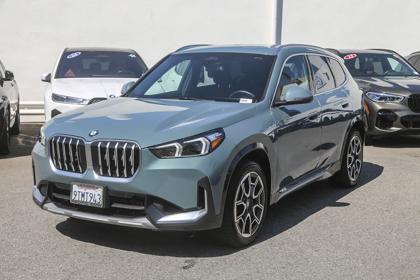 Used 2026 BMW X1 xDrive28i image 3