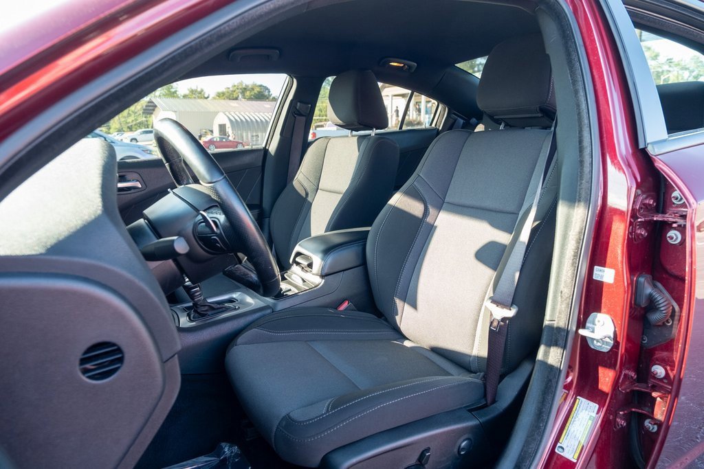 Used 2022 Dodge Charger SXT w/ Blacktop Package image 6