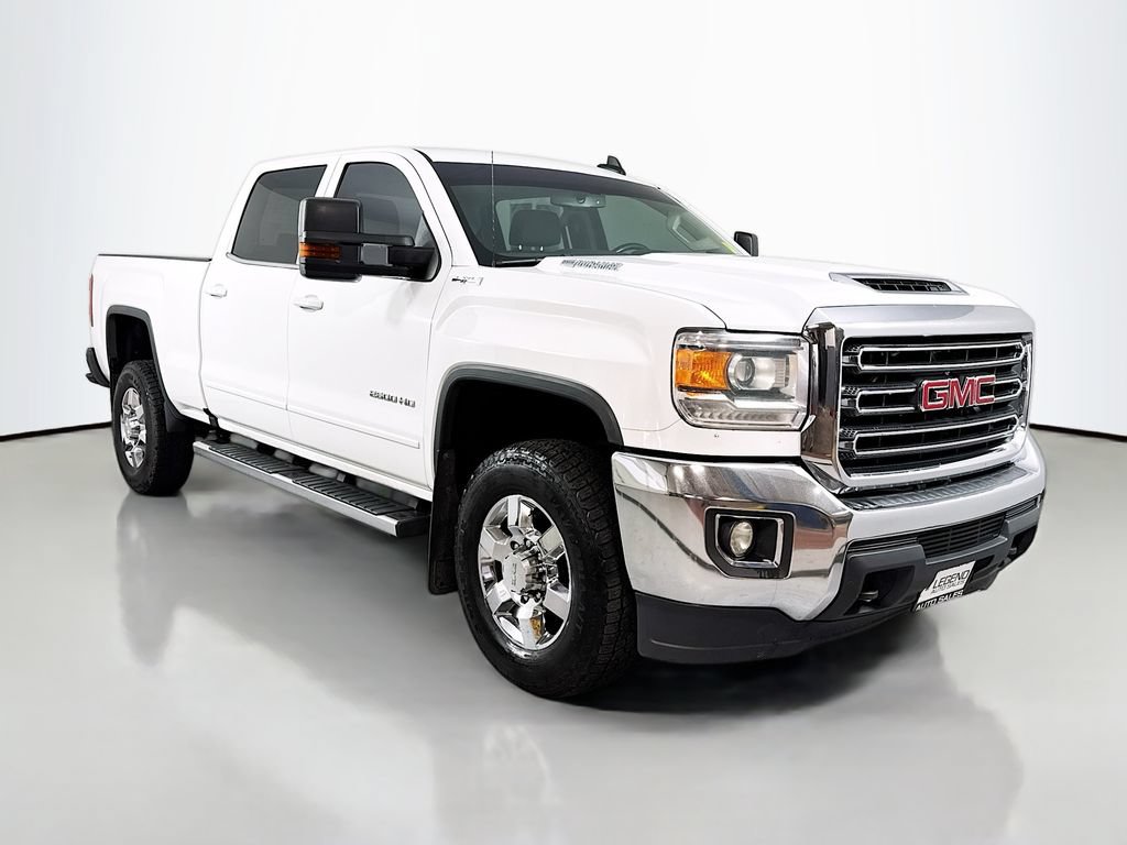 Used 2018 GMC Sierra 2500 SLE w/ SLE Fleet Preferred Package AWD/4WD image 4