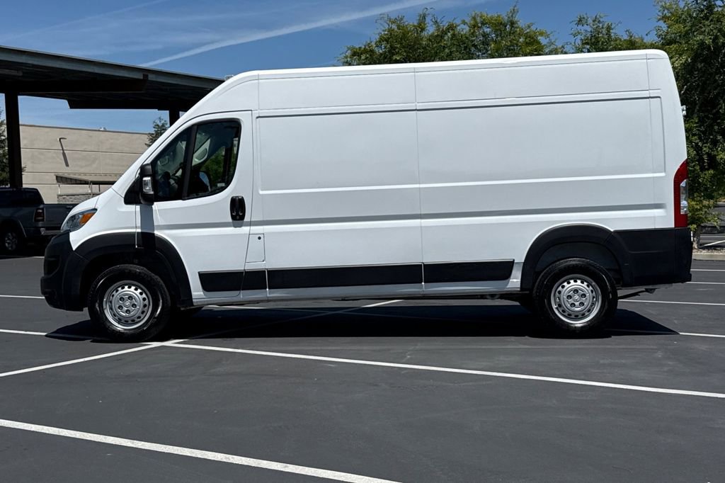 Used 2026 RAM ProMaster 2500 w/ Convenience Group FWD image 12
