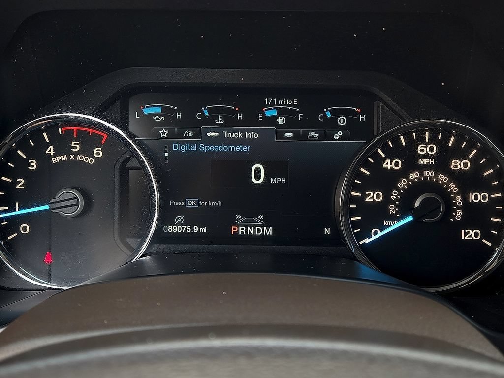 Used 2018 Ford F150 King Ranch w/ Equipment Group 601A Luxury AWD/4WD image 18